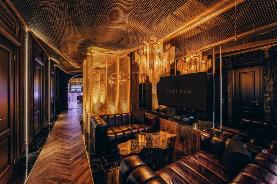 TIMELESS Lounge & Bar