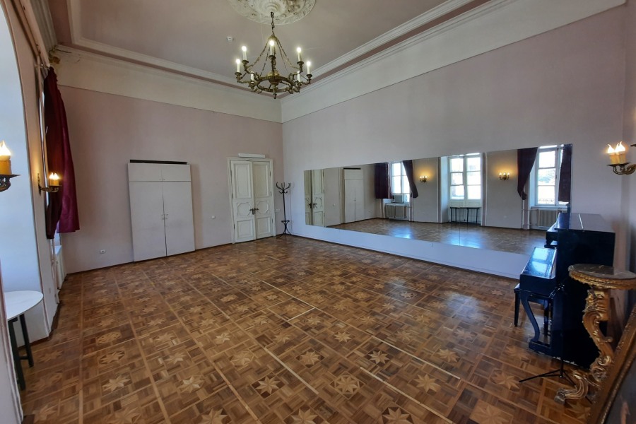 Наполеоновский зал