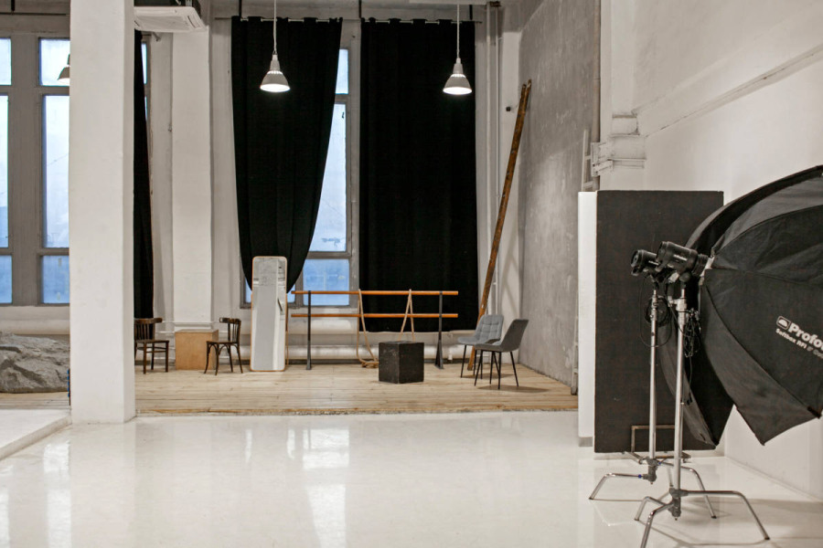 SET - светлый просторный зал для тренингов, лекций и съёмок