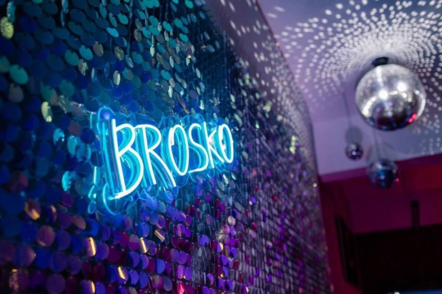 Brosko Place Disko
