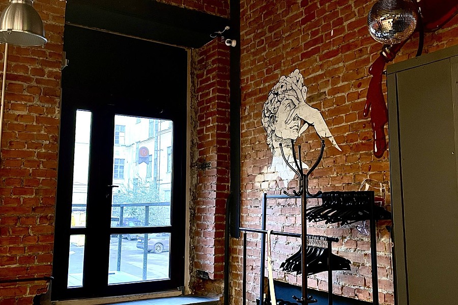BLACK NEON LOFT — фото 4